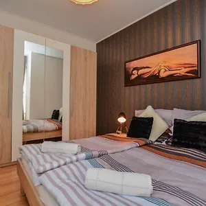  Apartman Design Free Parking In City Center Magyarország