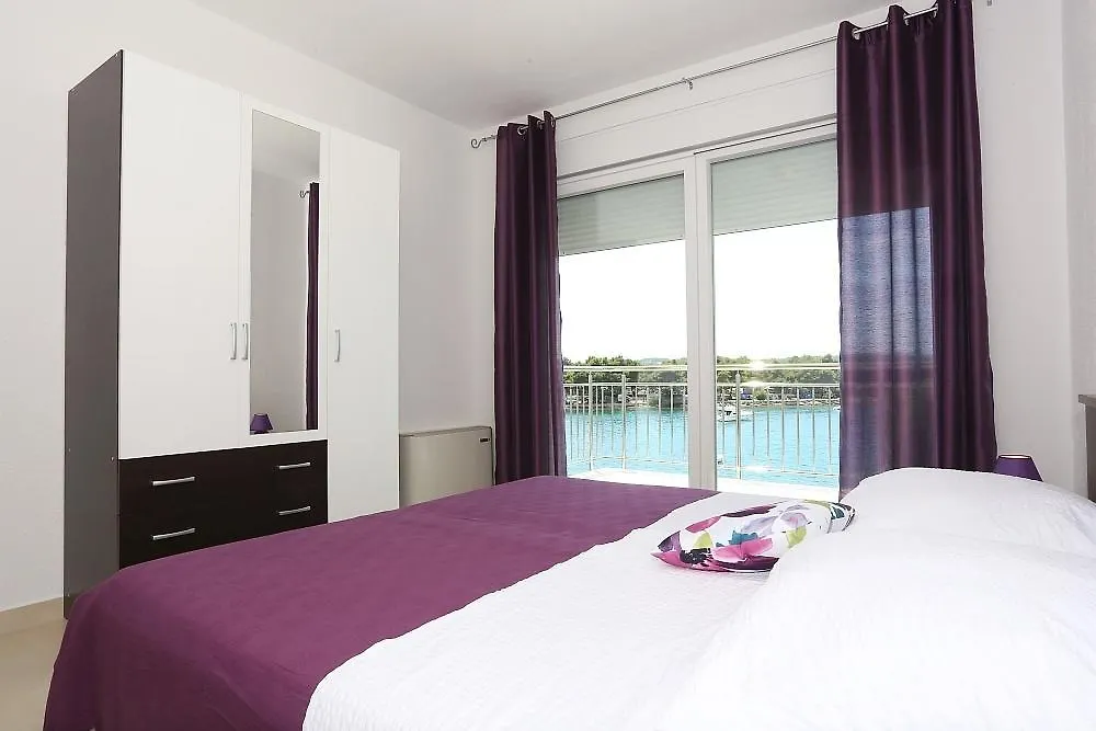 Apartments Dado Trogir